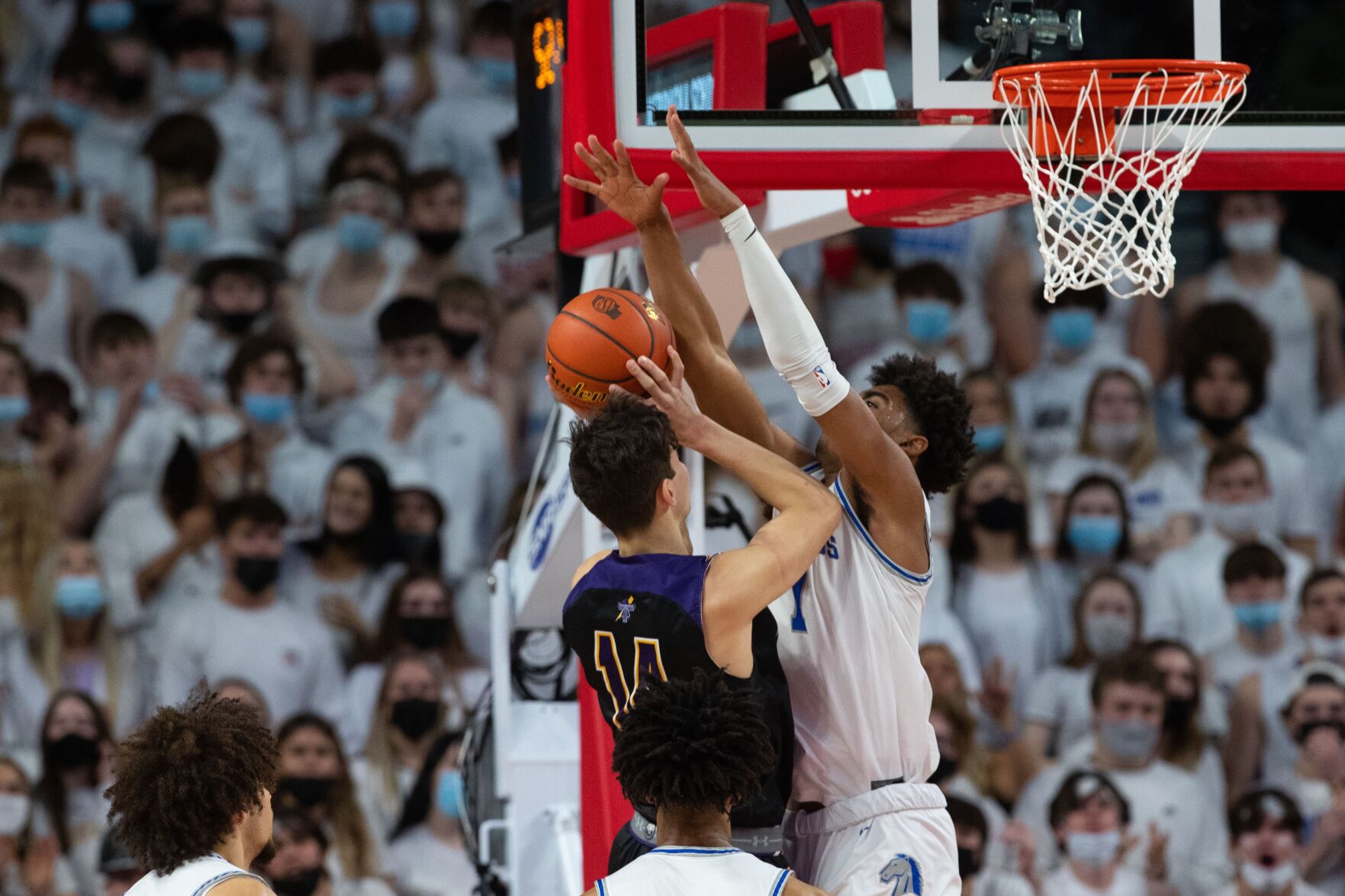Pinnacle of Hoops